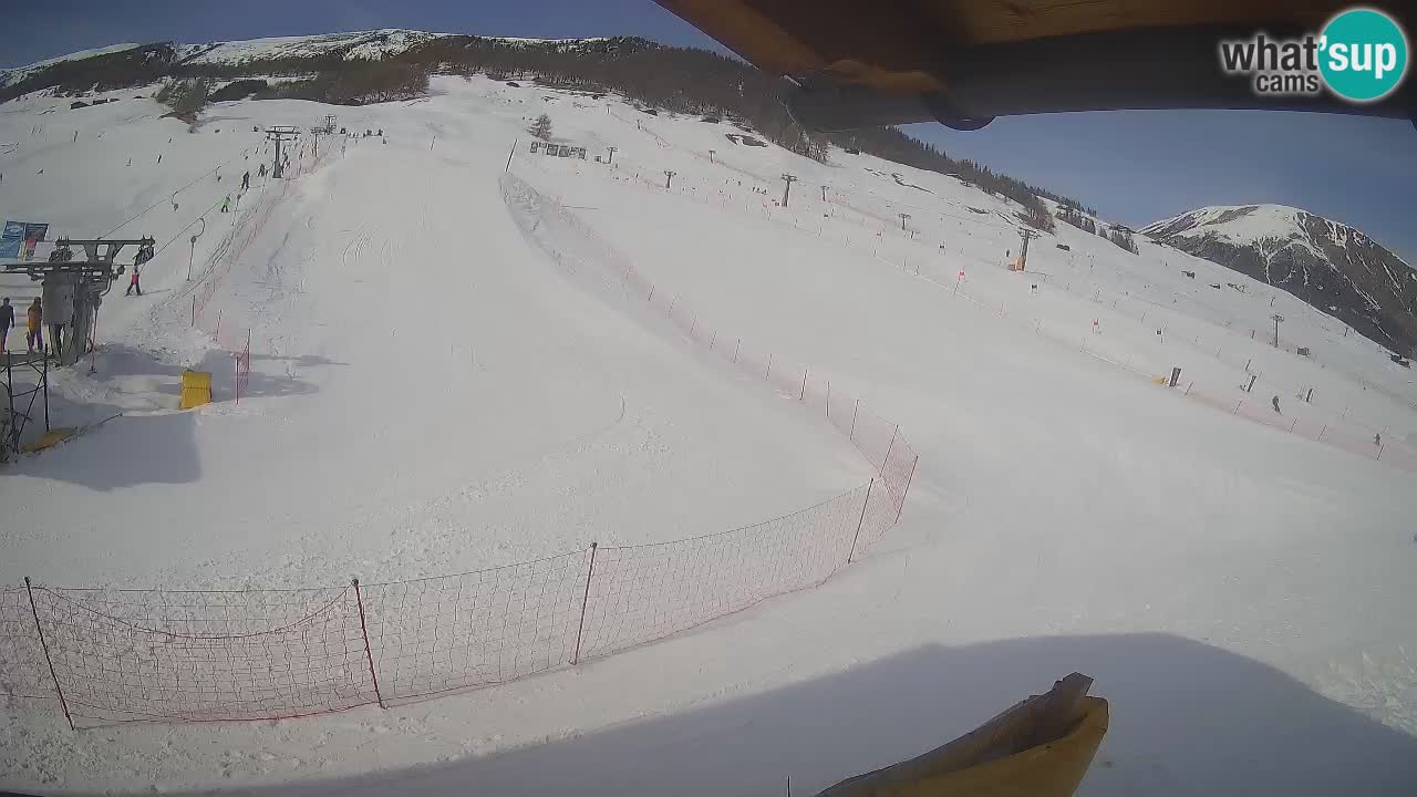 Livigno webcam – view on Livigno Ski School area – LivignoGO