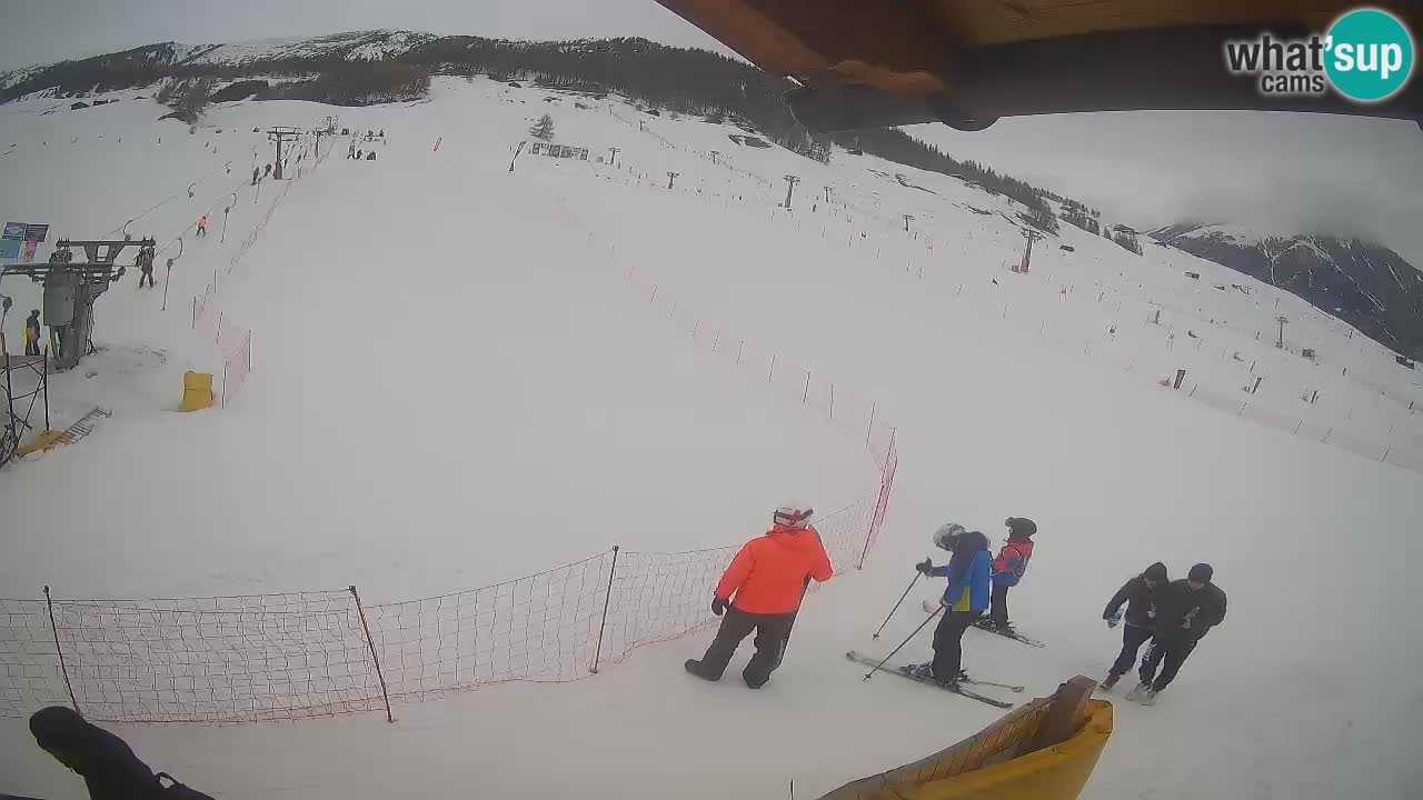 Livigno webcam – view on Livigno Ski School area – LivignoGO