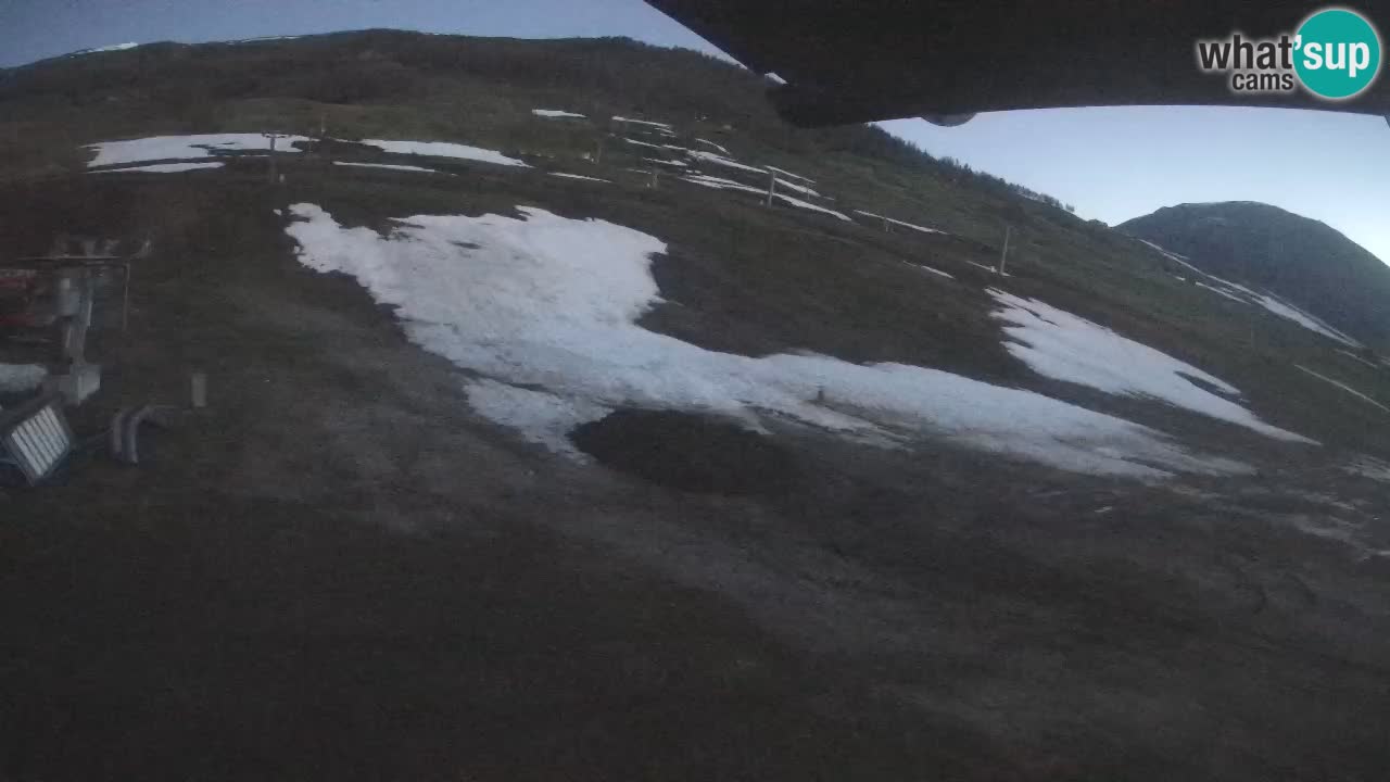 Livigno webcam – view on Livigno Ski School area – LivignoGO