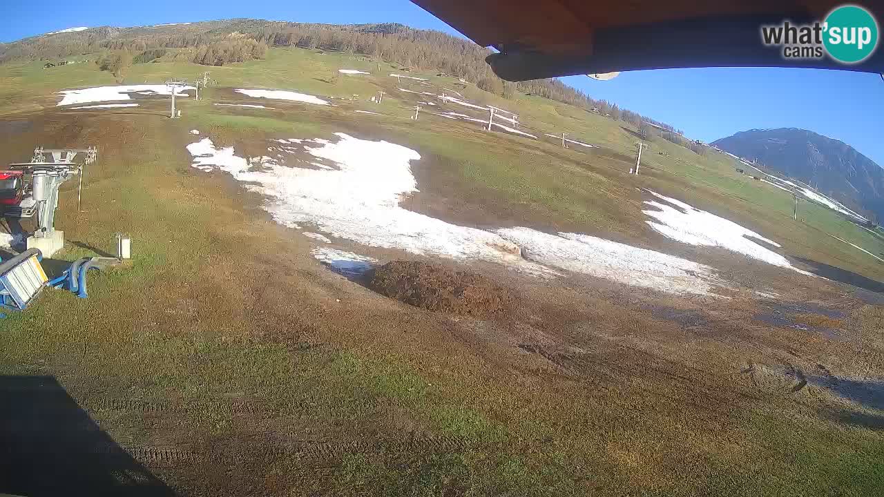 Livigno webcam – view on Livigno Ski School area – LivignoGO