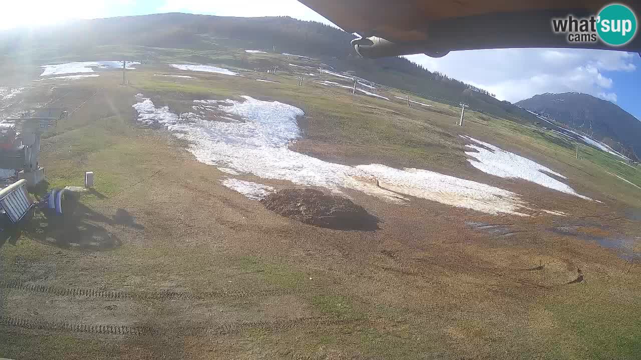 Livigno webcam – view on Livigno Ski School area – LivignoGO