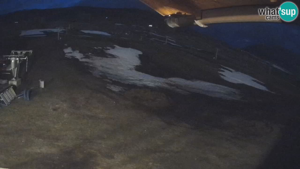 Livigno webcam – view on Livigno Ski School area – LivignoGO