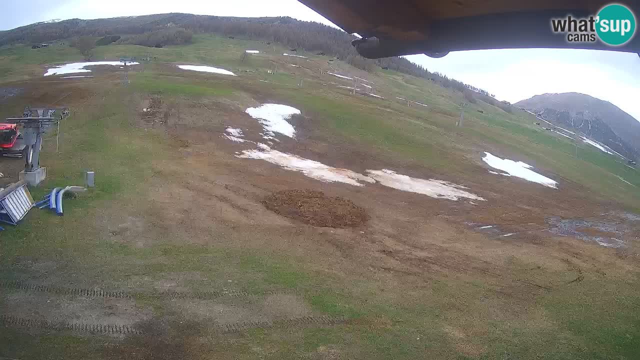 Livigno webcam – view on Livigno Ski School area – LivignoGO