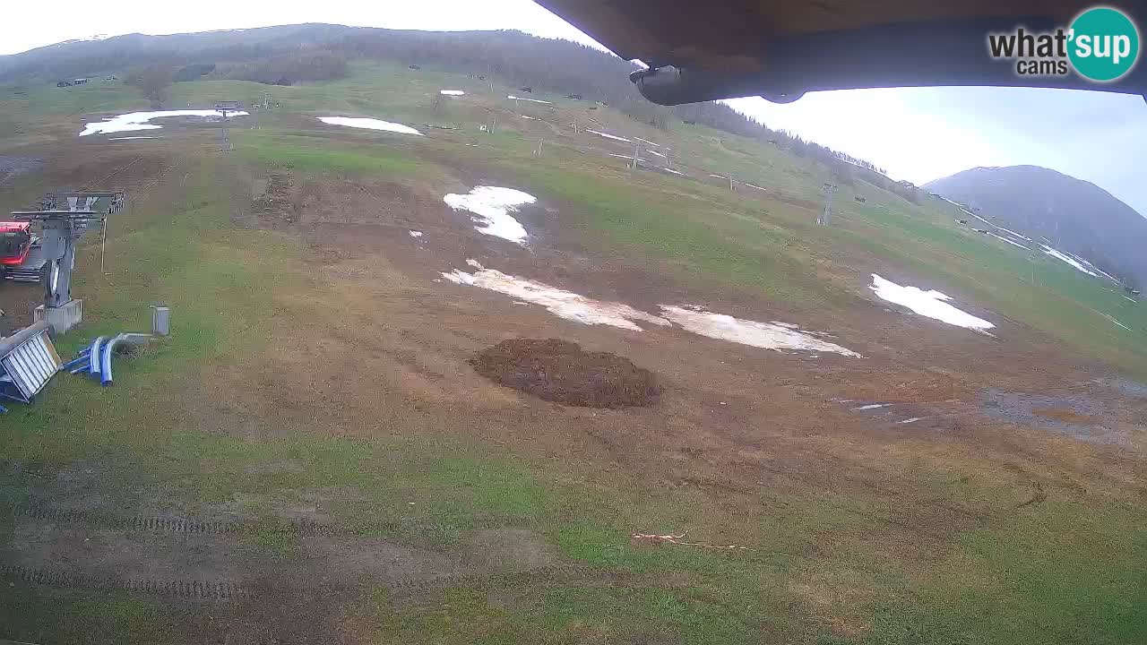 Livigno webcam – view on Livigno Ski School area – LivignoGO