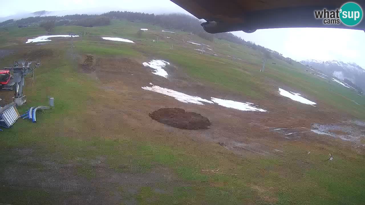 Livigno webcam – view on Livigno Ski School area – LivignoGO