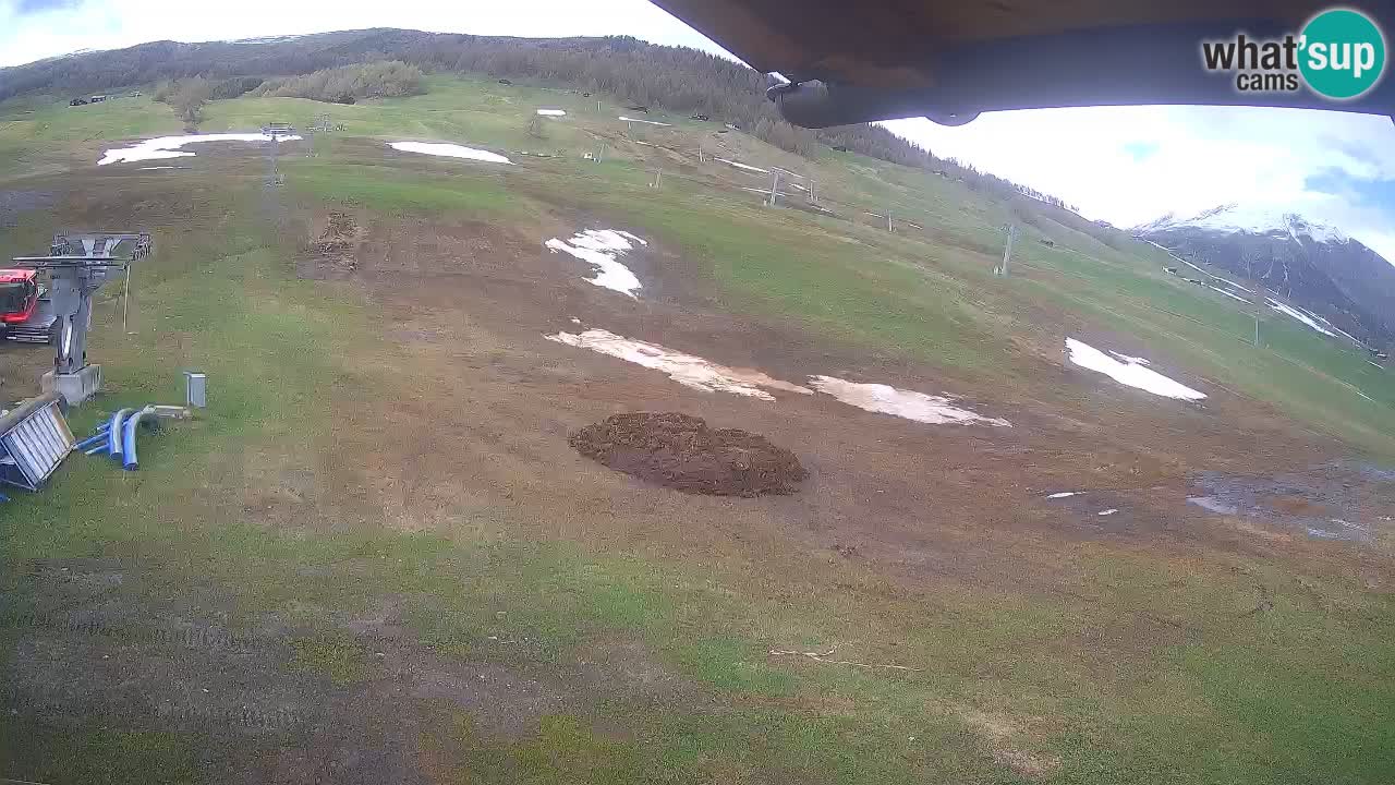 Livigno spletna kamera – pogled na Livigno Ski School area – LivignoGO