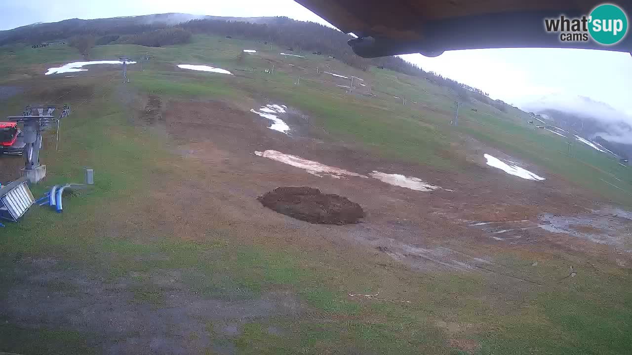 Livigno webcam – view on Livigno Ski School area – LivignoGO