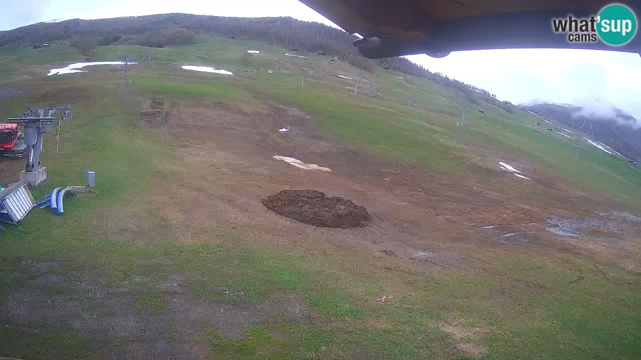 Livigno webcam – view on Livigno Ski School area – LivignoGO