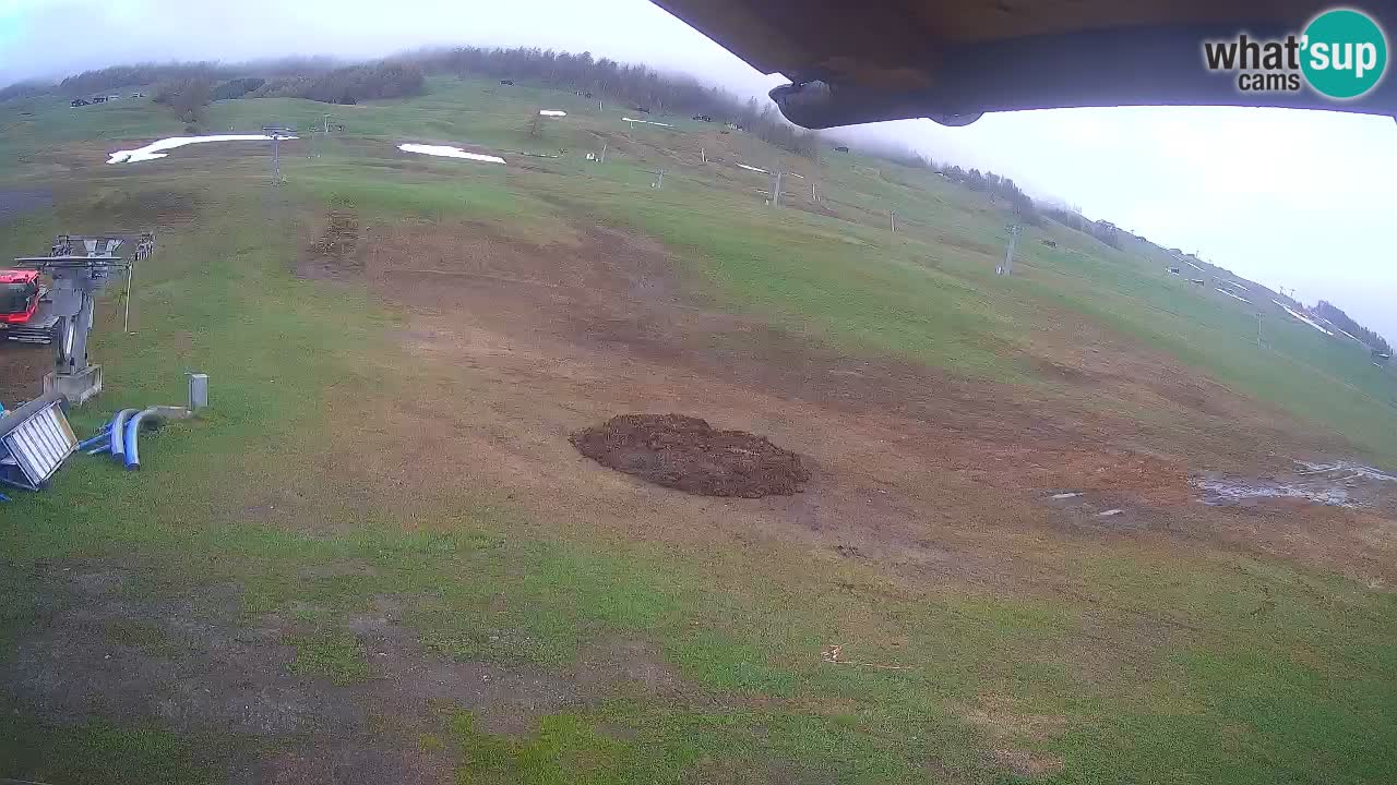 Livigno webcam – view on Livigno Ski School area – LivignoGO
