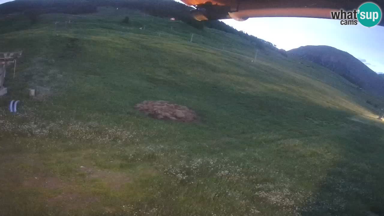 Livigno live webcam – view on Livigno Ski School area – LivignoGO