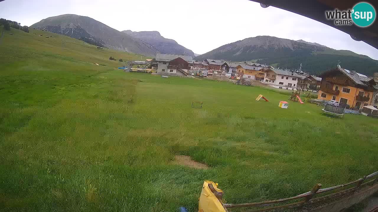 Livigno web kamera – pogled na Livigno Ski School area – LivignoGO