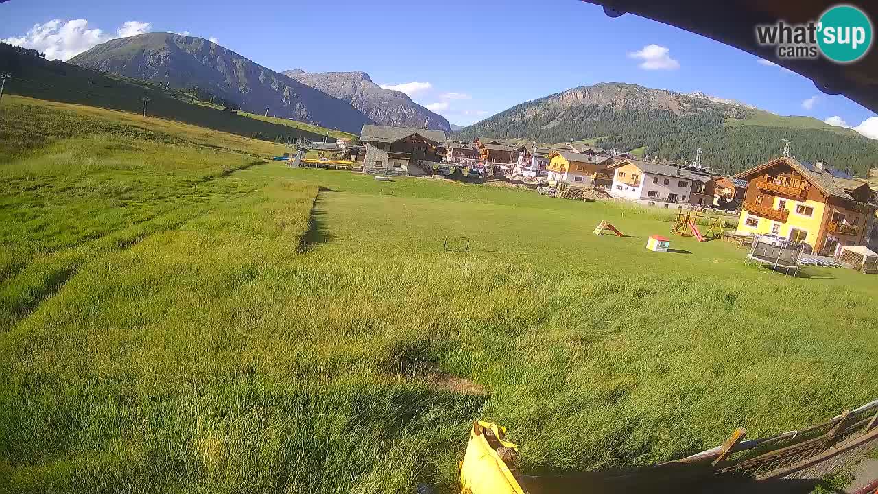 Livigno webcam – view on Livigno Ski School area – LivignoGO