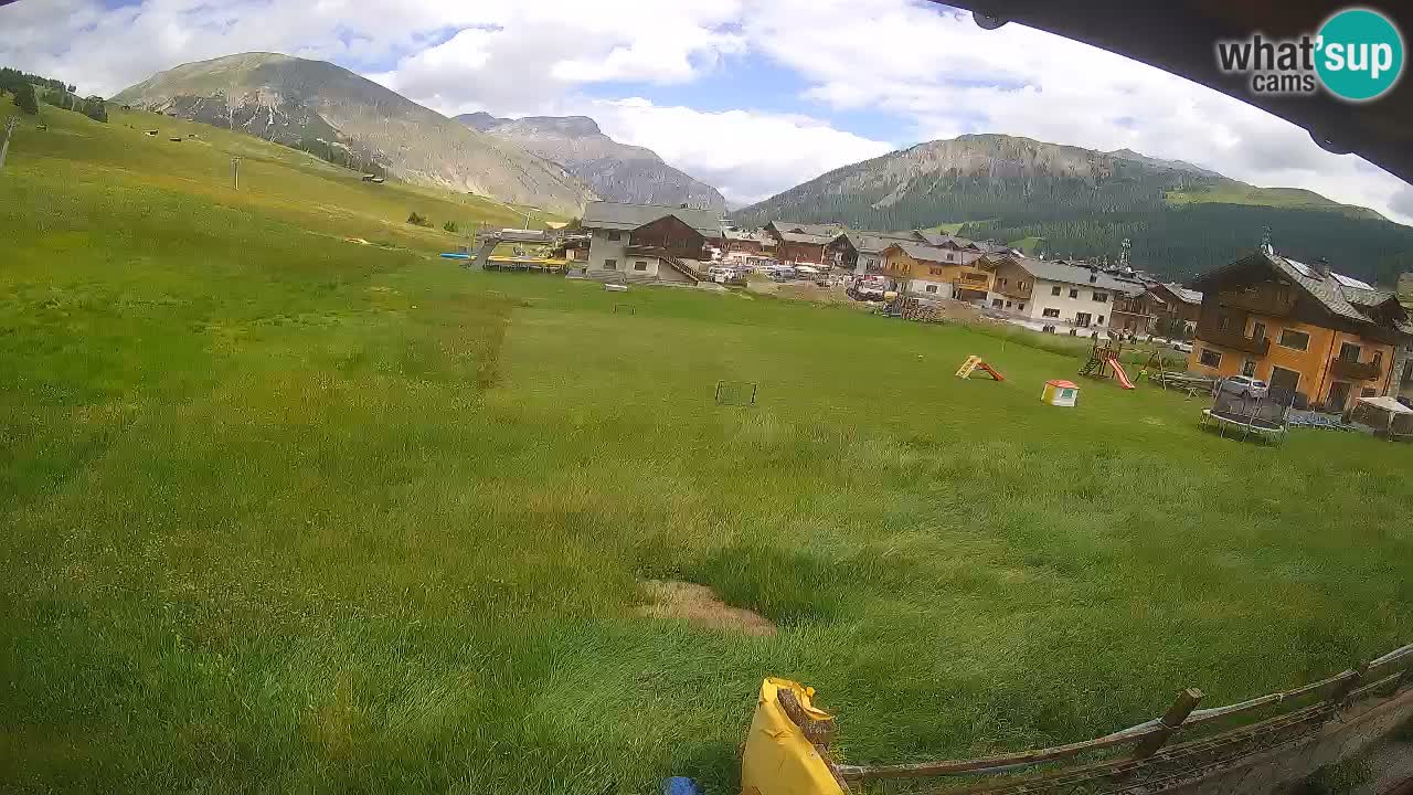 Livigno web kamera – pogled na Livigno Ski School area – LivignoGO