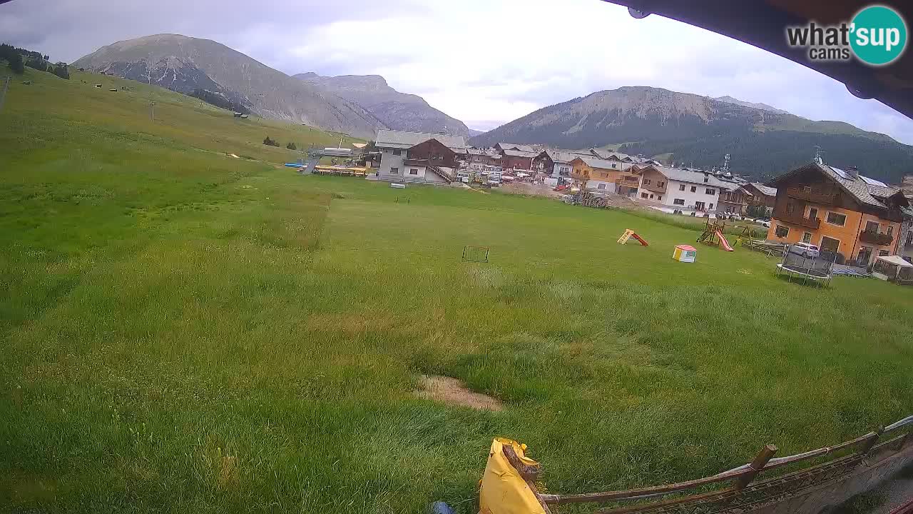 Livigno web kamera – pogled na Livigno Ski School area – LivignoGO