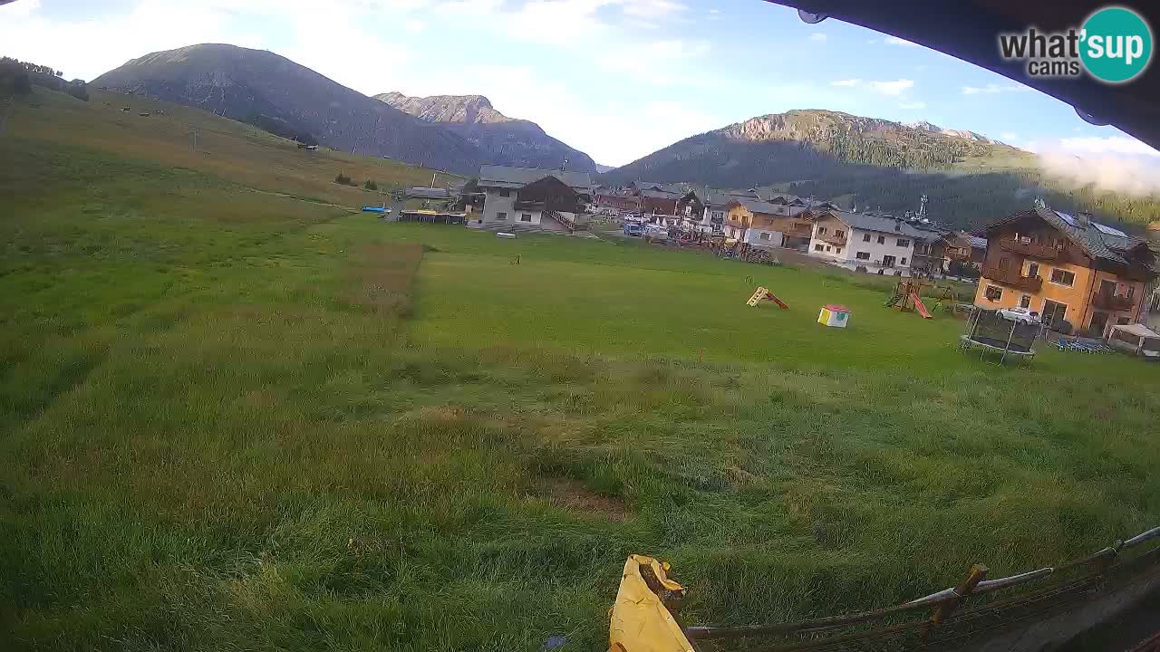 Livigno live webcam – view on Livigno Ski School area – LivignoGO