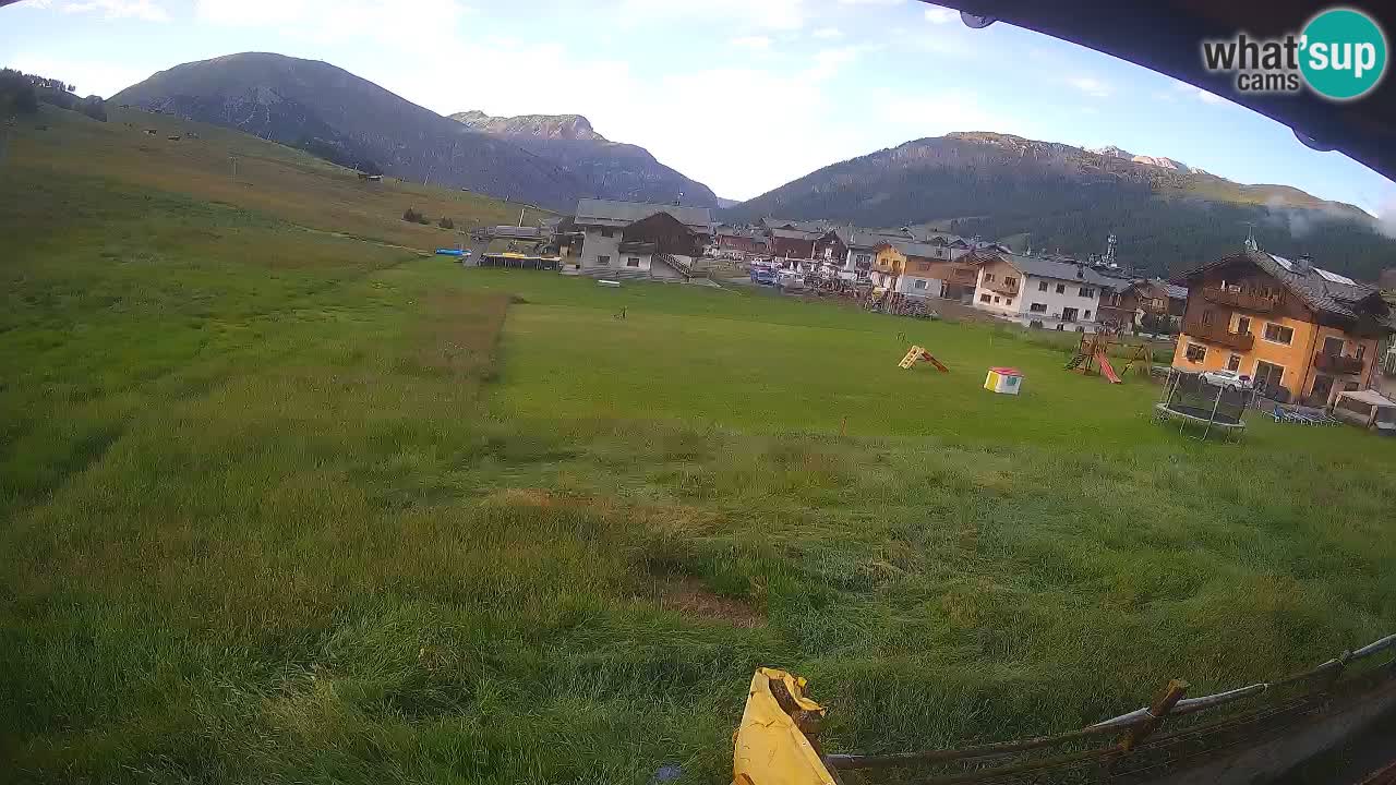 Livigno live webcam – view on Livigno Ski School area – LivignoGO