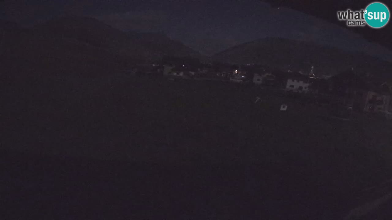 Livigno live webcam – view on Livigno Ski School area – LivignoGO