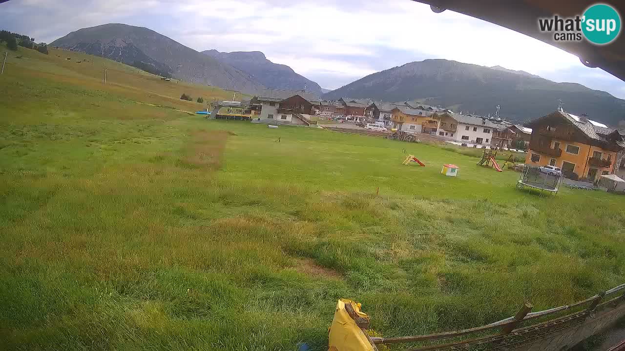 Livigno web kamera – pogled na Livigno Ski School area – LivignoGO