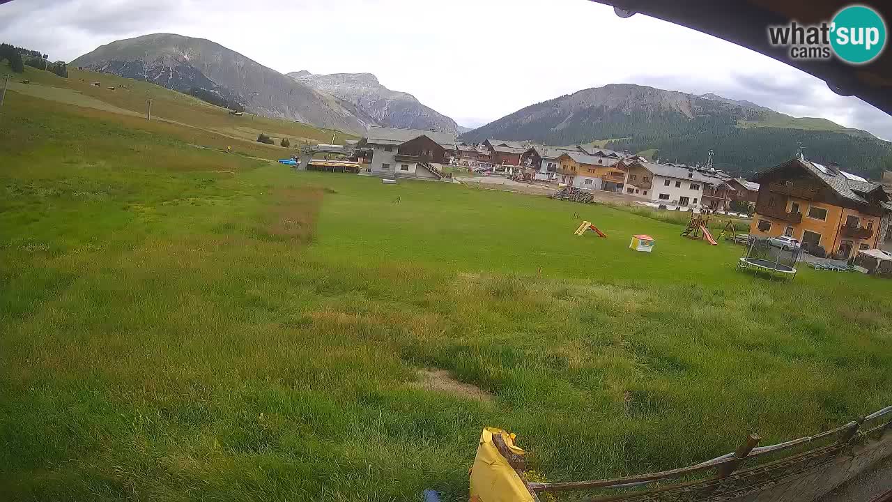 Livigno web kamera – pogled na Livigno Ski School area – LivignoGO