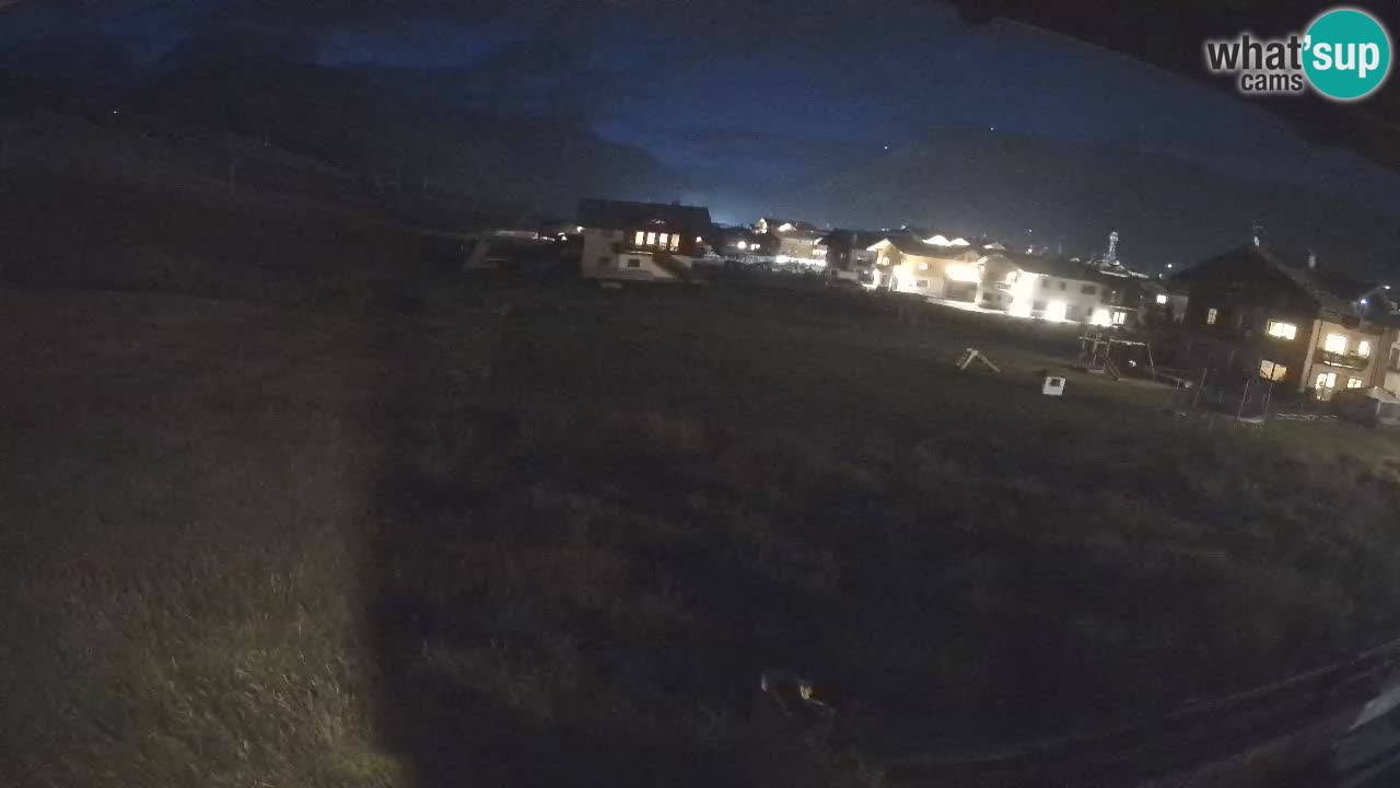Livigno webcam – view on Livigno Ski School area – LivignoGO
