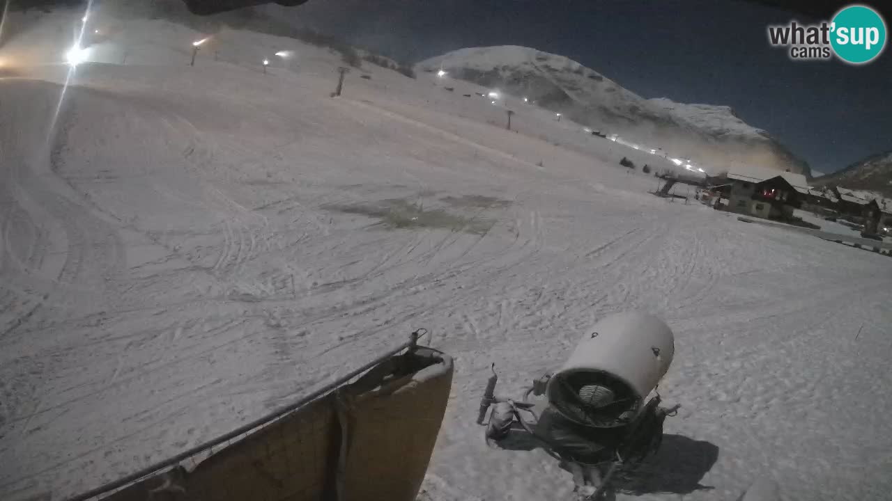 Livigno webcam – view on Livigno Ski School area – LivignoGO