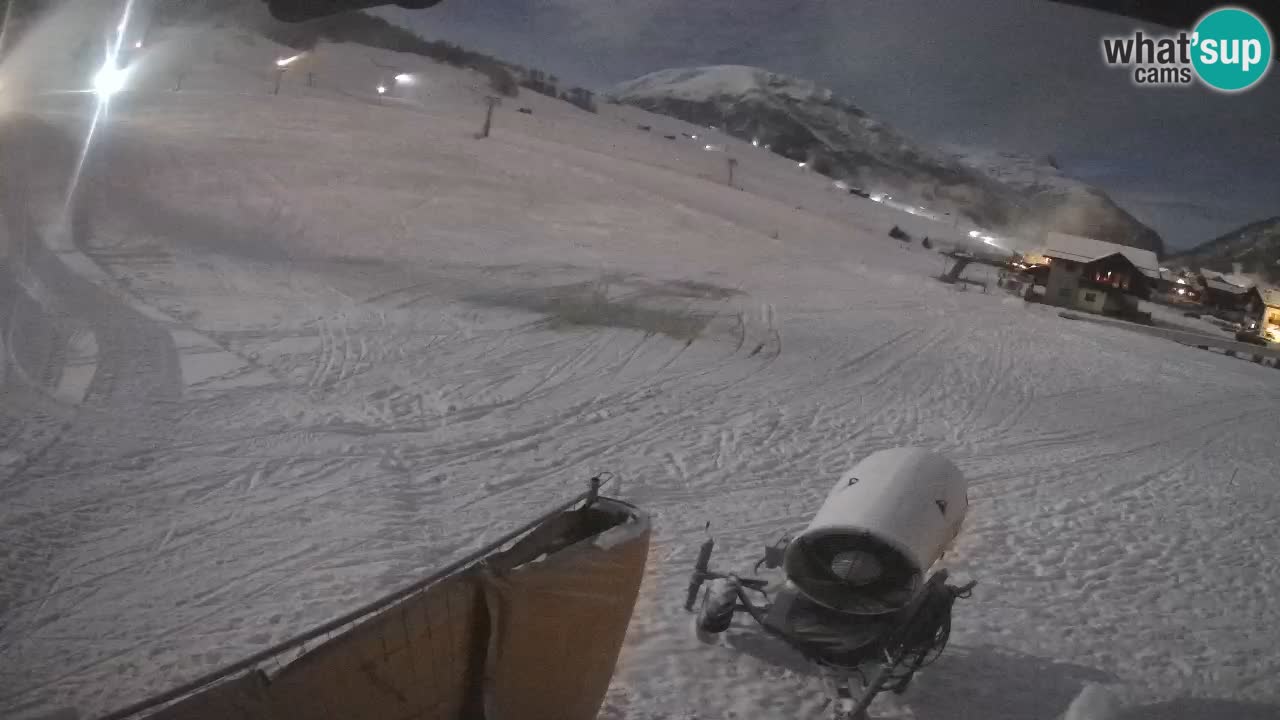 Livigno webcam – view on Livigno Ski School area – LivignoGO