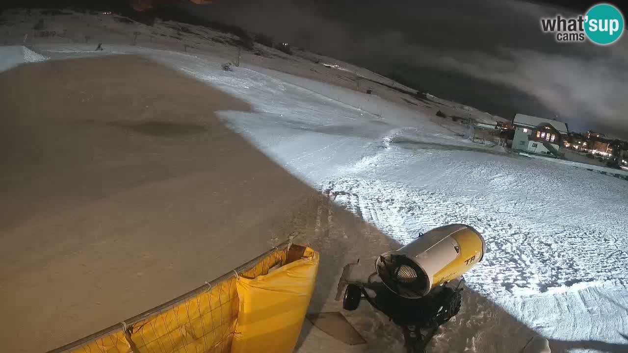 Livigno webcam – view on Livigno Ski School area – LivignoGO