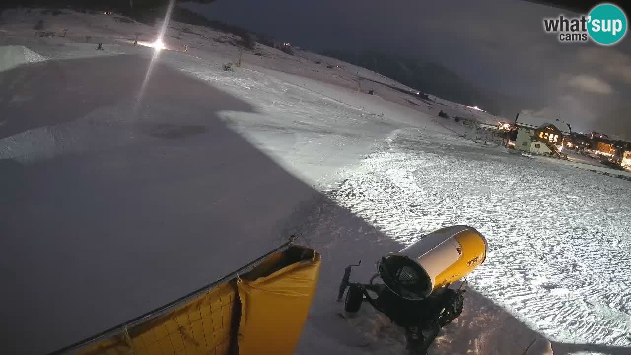 Livigno webcam – view on Livigno Ski School area – LivignoGO