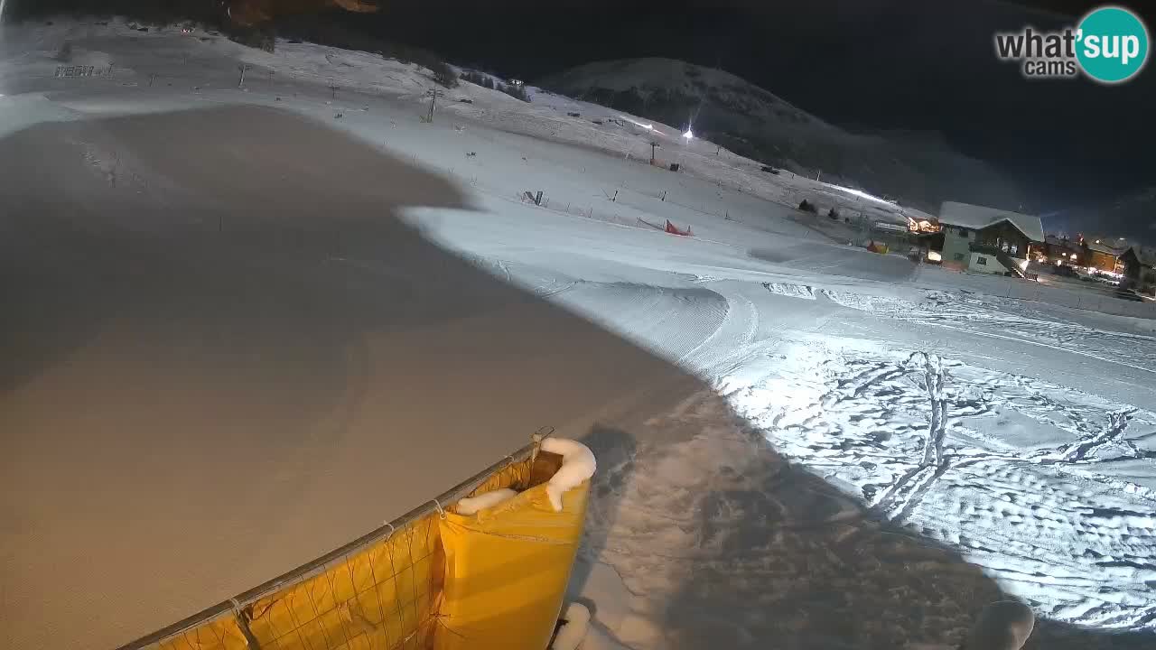 Livigno webcam – view on Livigno Ski School area – LivignoGO