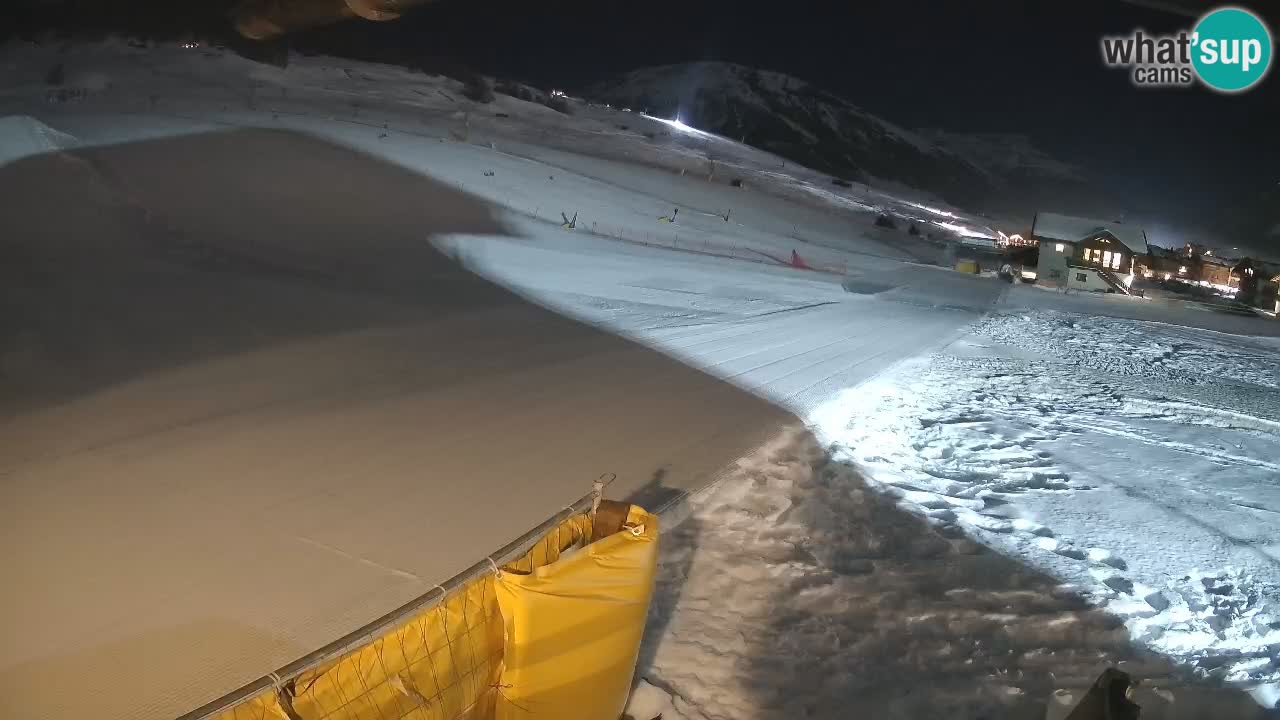 Livigno webcam – view on Livigno Ski School area – LivignoGO