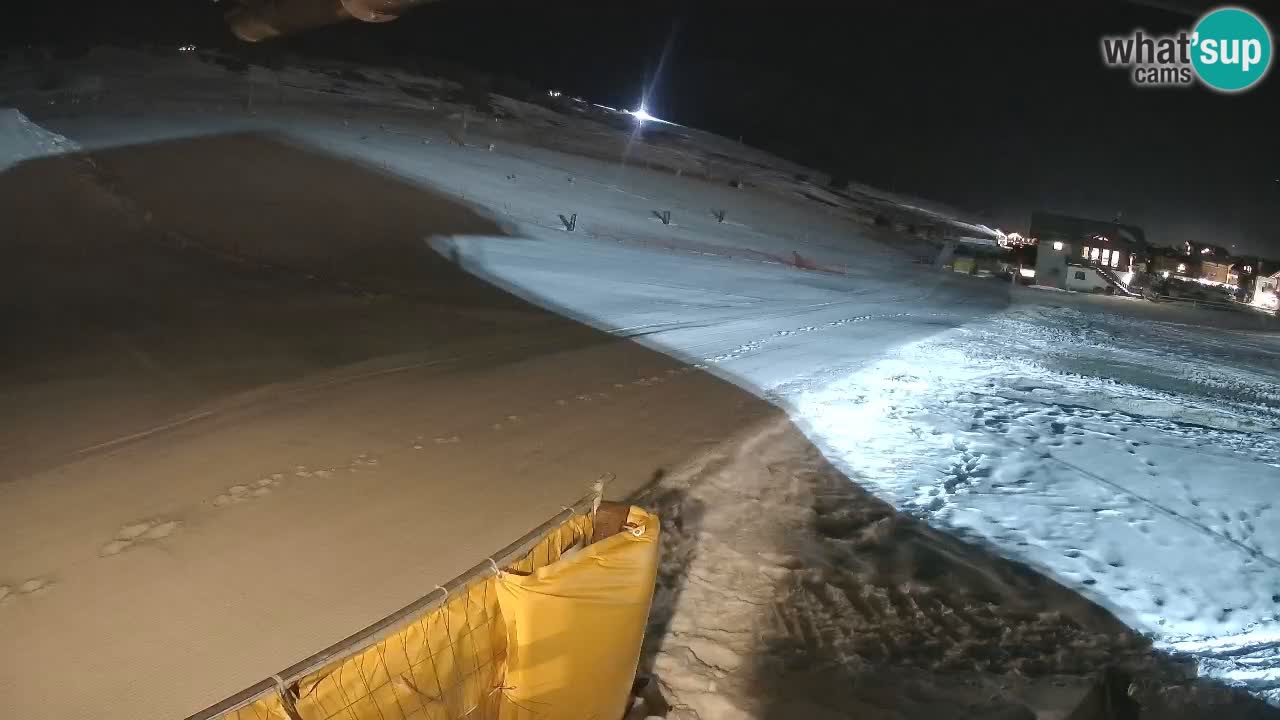 Livigno webcam – view on Livigno Ski School area – LivignoGO