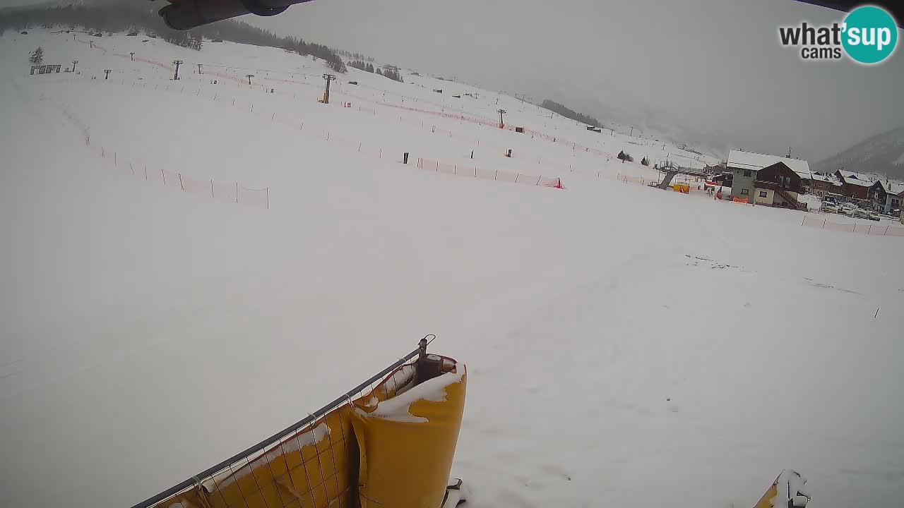 Livigno webcam – view on Livigno Ski School area – LivignoGO