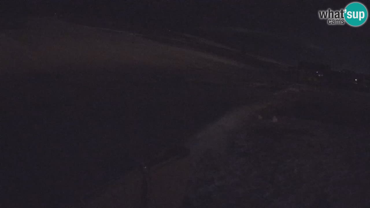 Livigno live webcam – view on Livigno Ski School area – LivignoGO