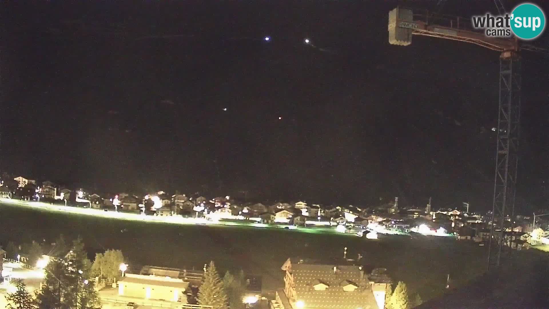 Neverjetna spletna kamera Livigno, panoramski pogled iz hotela Teola
