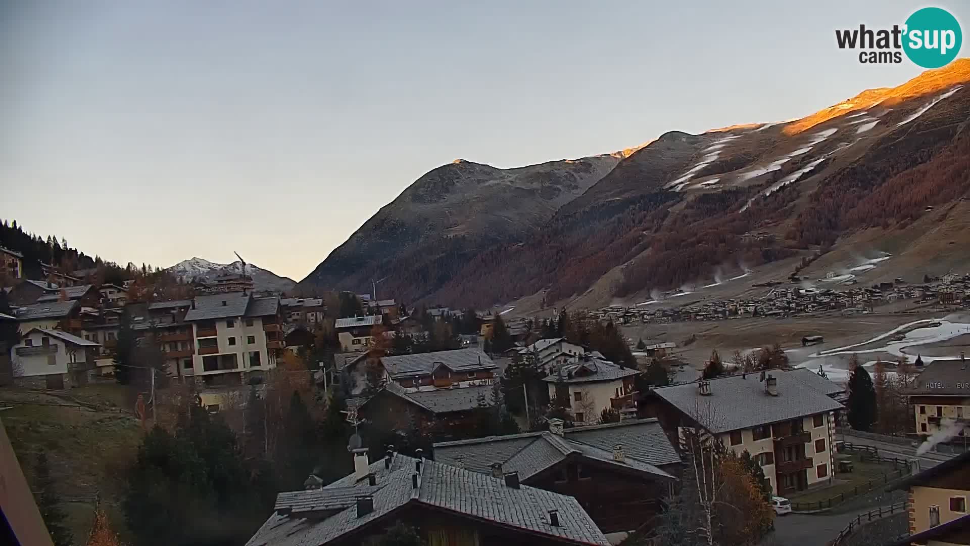 Neverovatna web kamera Livigno, panoramski pogled iz hotela Teola