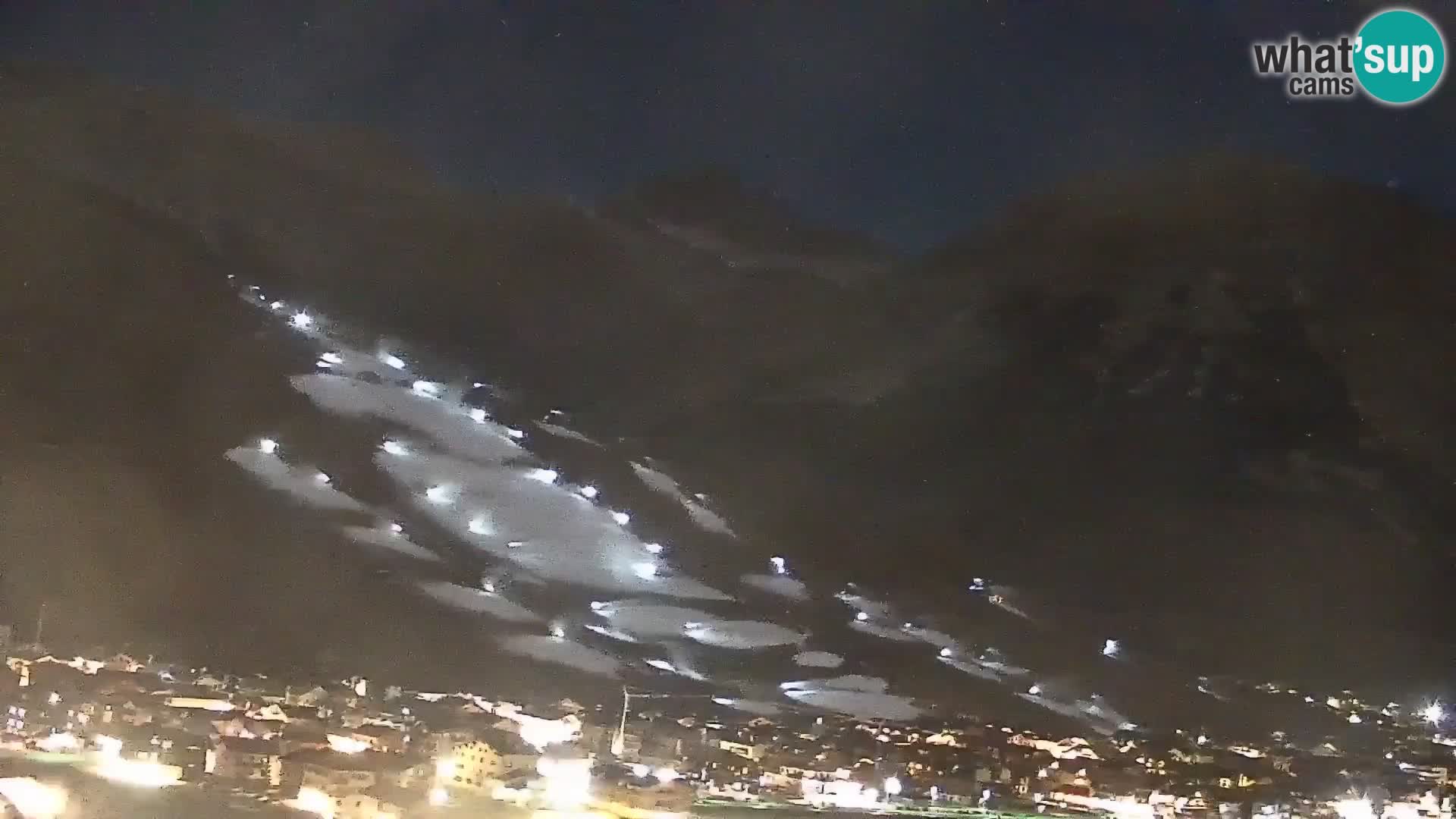 Spletna kamera Livigno panorama | pogled iz hotela Teola