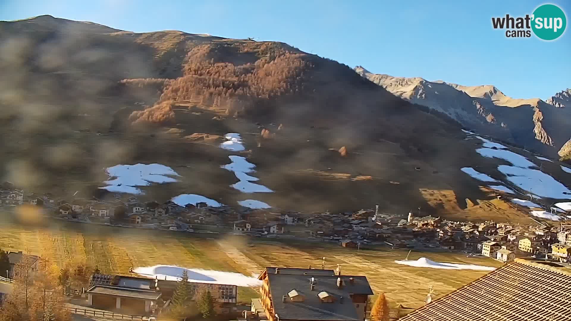 Spletna kamera Livigno panorama | pogled iz hotela Teola