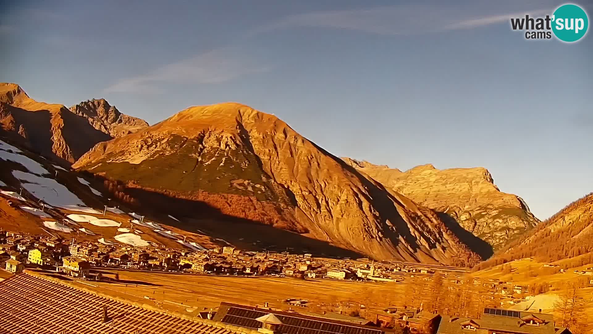 Spletna kamera Livigno panorama | pogled iz hotela Teola