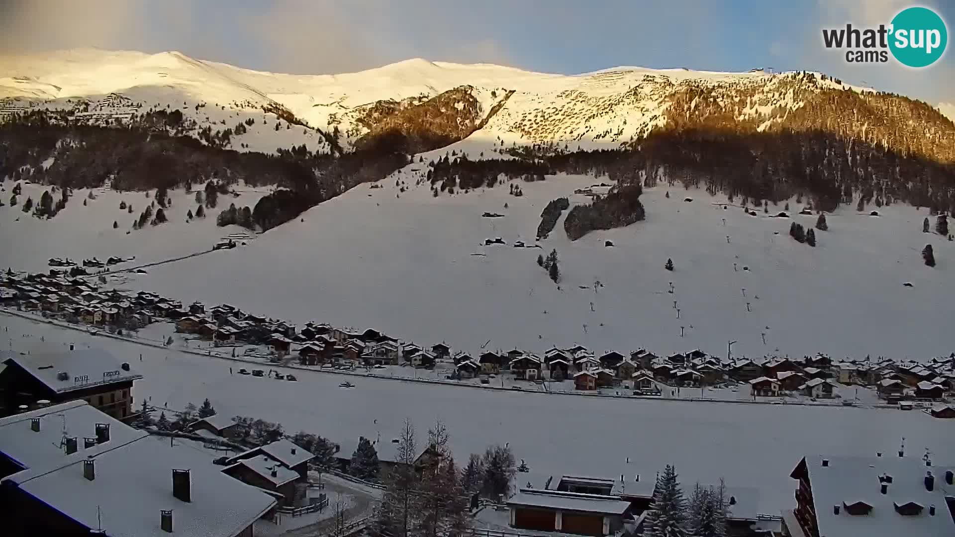 Neverovatna web kamera Livigno, panoramski pogled iz hotela Teola