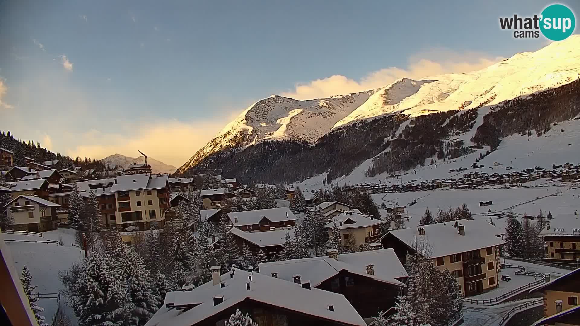 Spletna kamera Livigno panorama | pogled iz hotela Teola