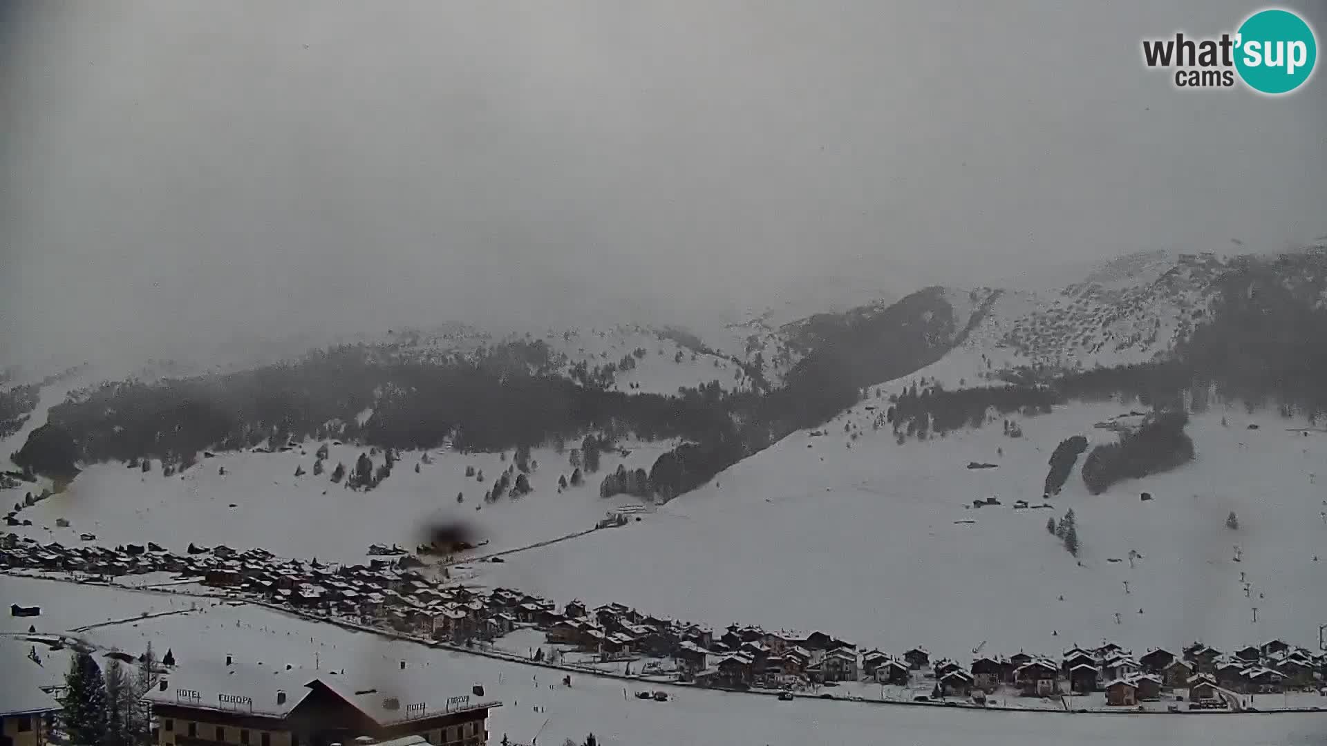 Spletna kamera Livigno panorama | pogled iz hotela Teola