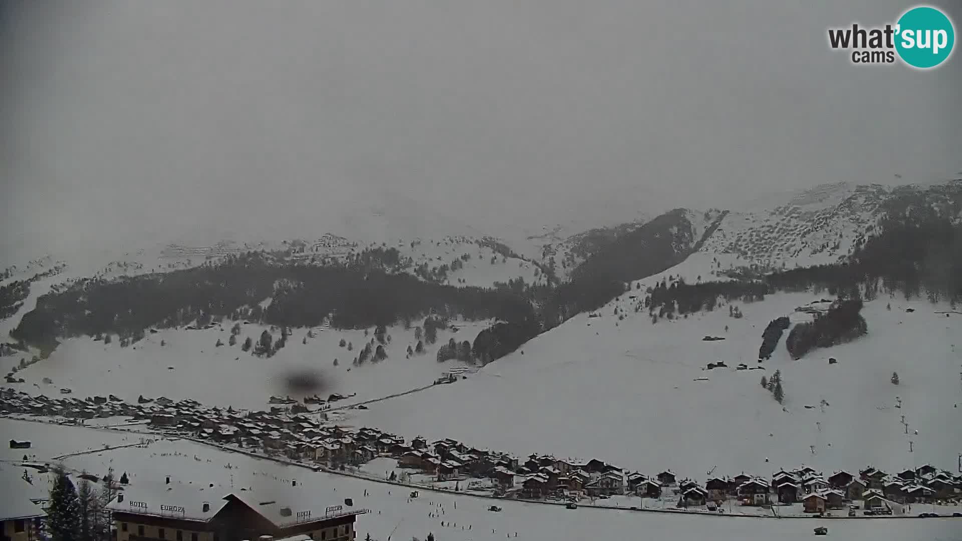 Spletna kamera Livigno panorama | pogled iz hotela Teola