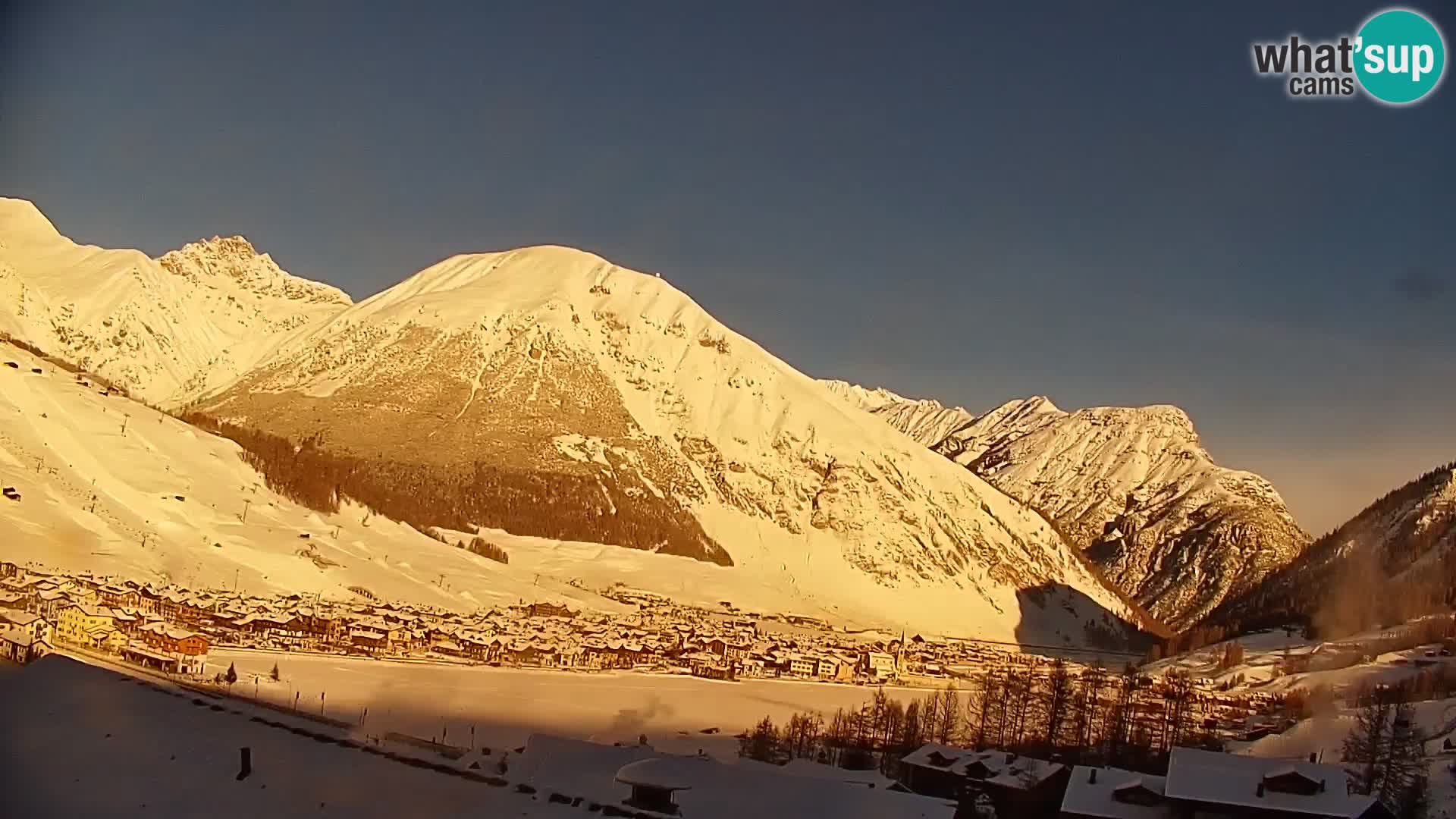 Spletna kamera Livigno panorama | pogled iz hotela Teola