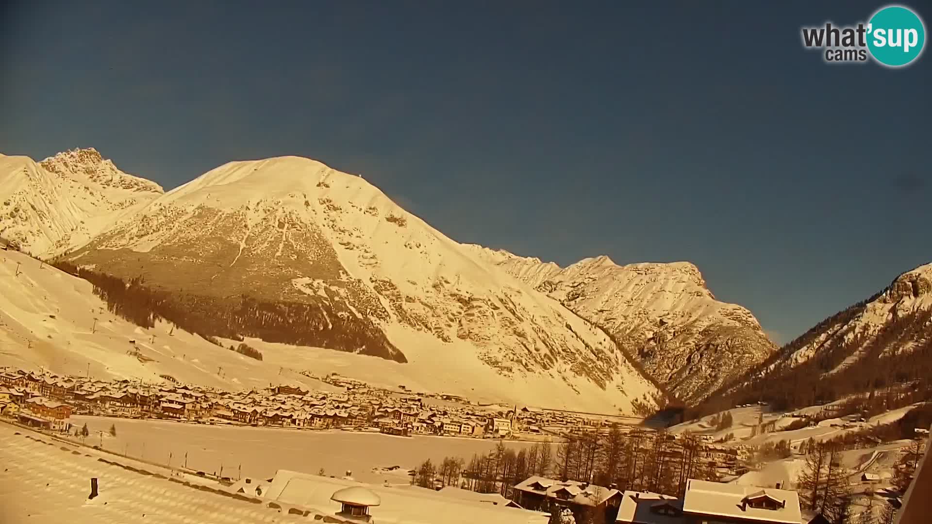 Neverovatna web kamera Livigno, panoramski pogled iz hotela Teola