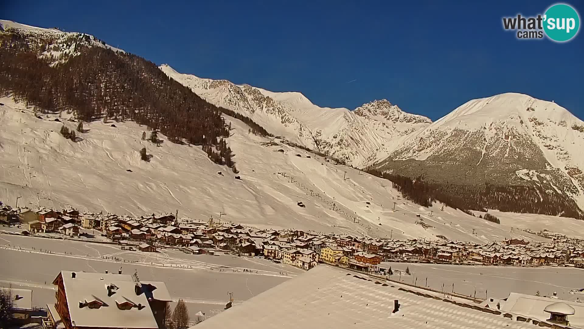 Spletna kamera Livigno panorama | pogled iz hotela Teola