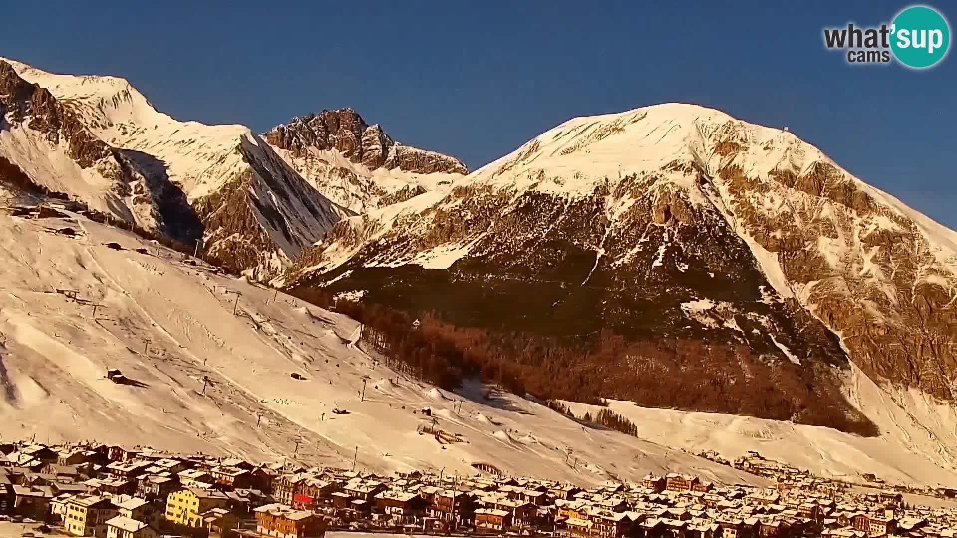 Neverovatna web kamera Livigno, panoramski pogled iz hotela Teola