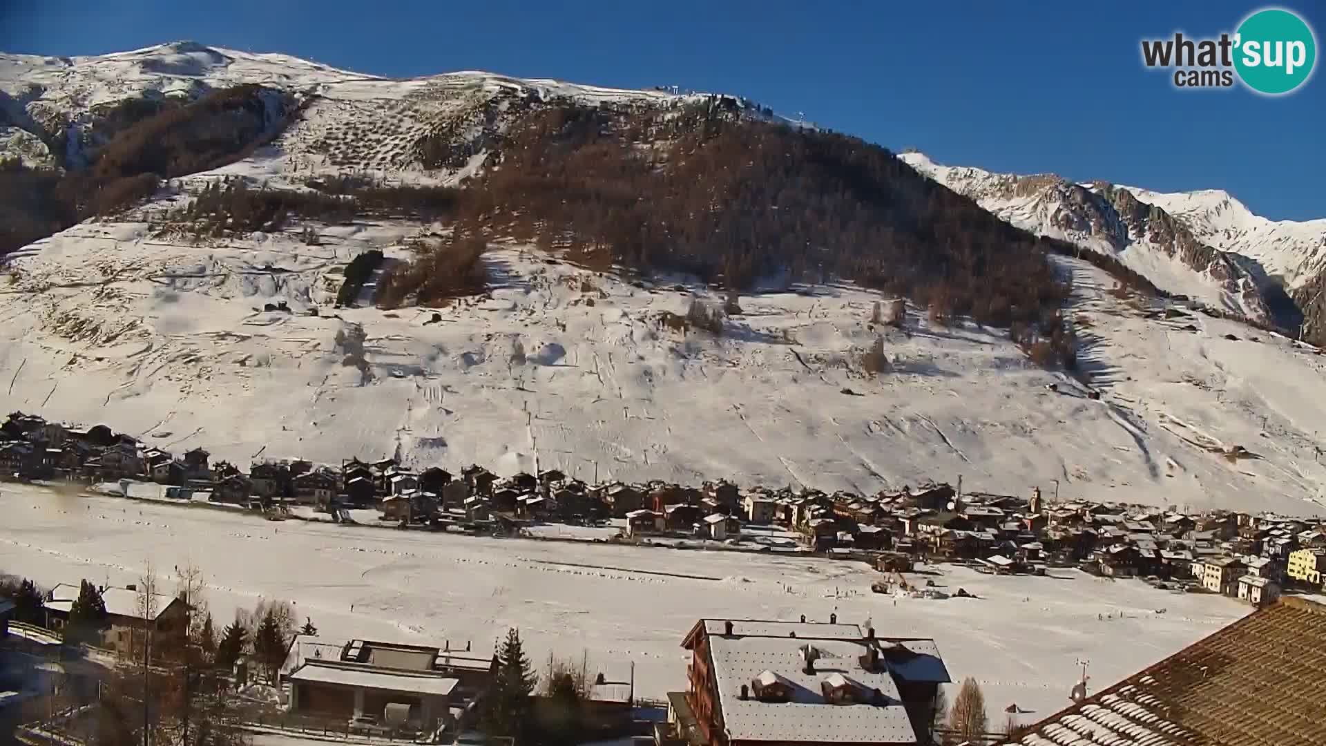 Spletna kamera Livigno panorama | pogled iz hotela Teola