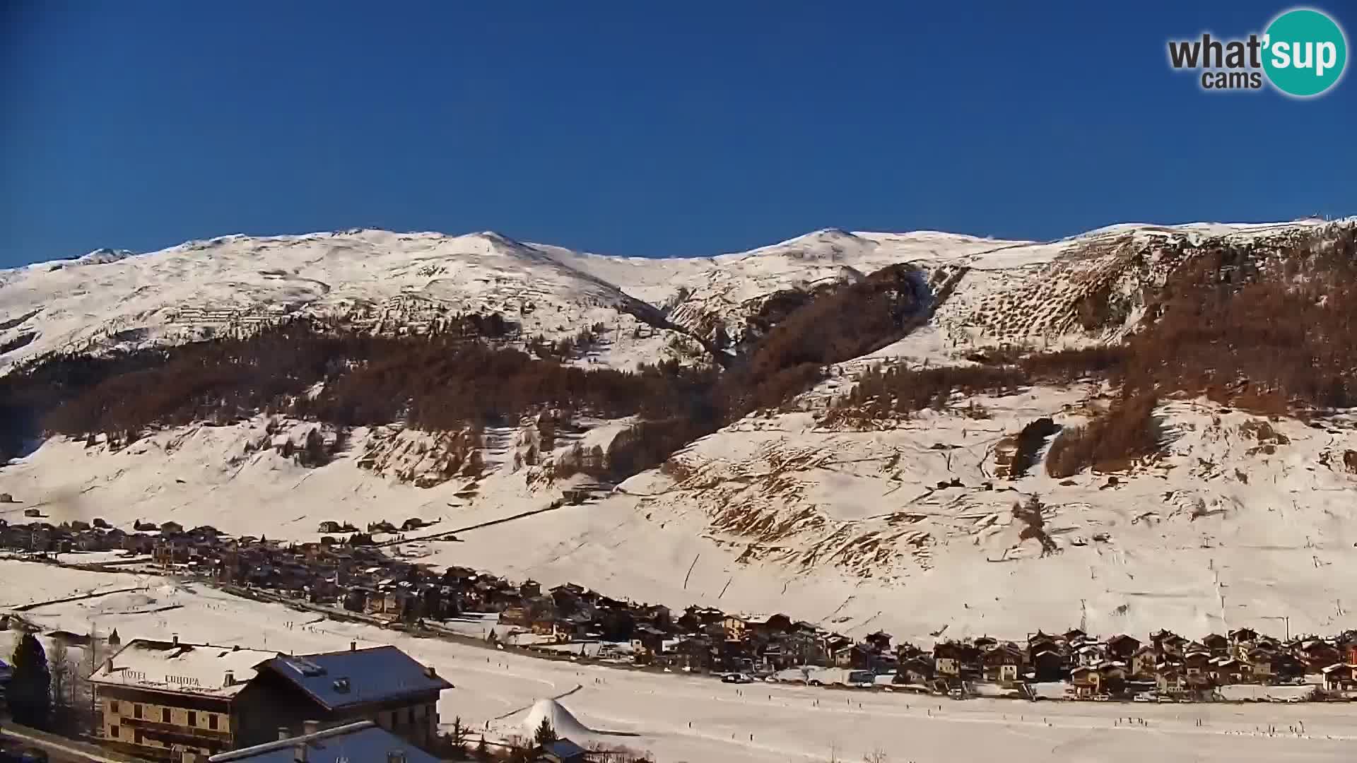 Spletna kamera Livigno panorama | pogled iz hotela Teola