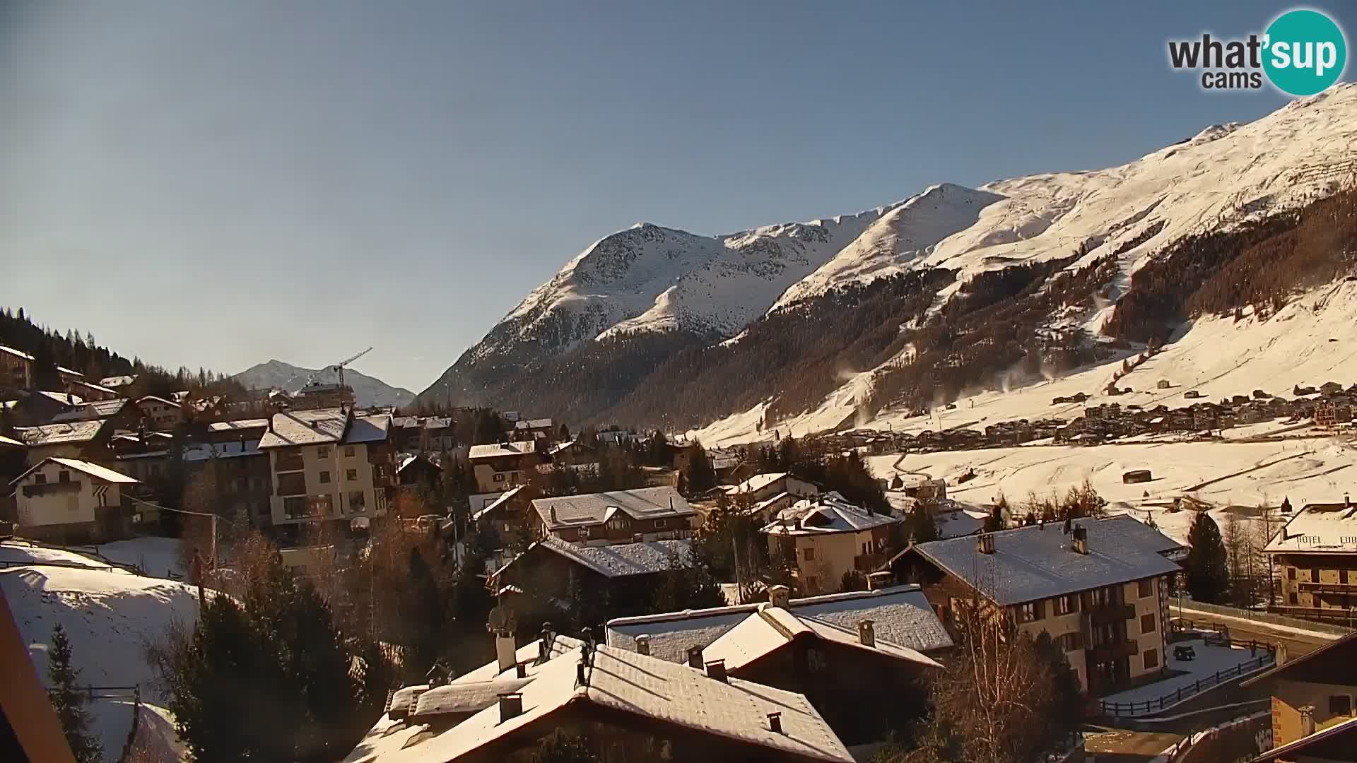 Neverovatna web kamera Livigno, panoramski pogled iz hotela Teola