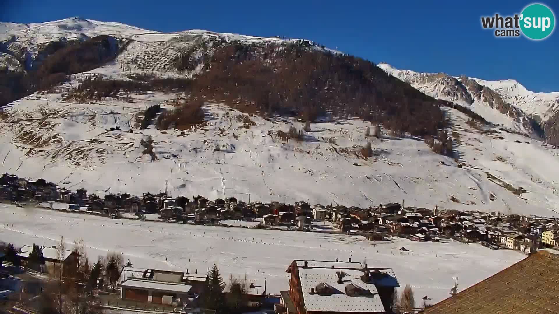 Spletna kamera Livigno panorama | pogled iz hotela Teola